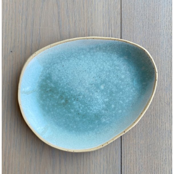 Terra Ceramica - Keramik håndlavet dessert tallerken oval, unika turkisgrøn. KUN 2 TILBAGE