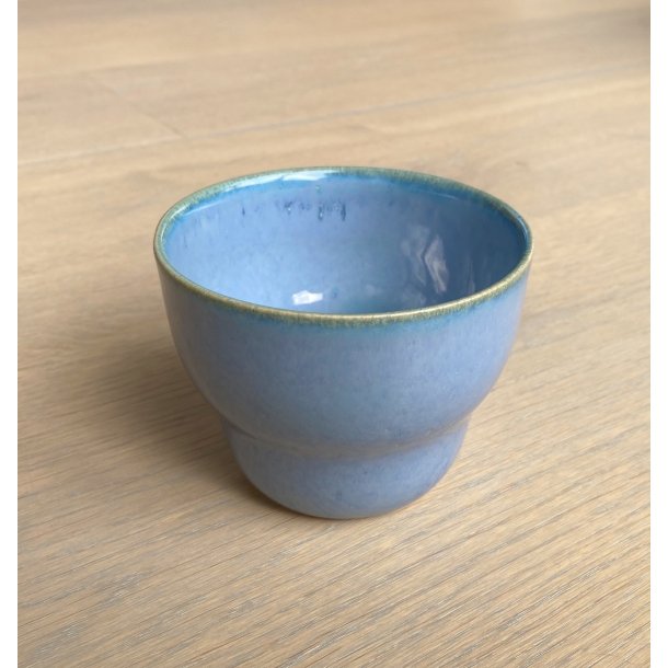 Oh Oak - Keramik håndlavet kop, Nexø latte, unik blå.  UDSOLGT