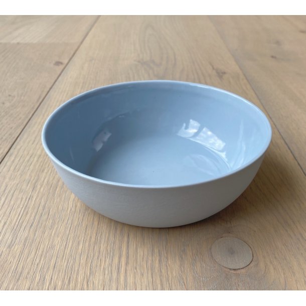 Line Rønnest - Keramik håndlavet skål / morgenmadsskål, støvet blå. KUN 4 TILBAGE
