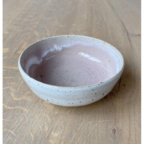 Tasja P. ceramics - Keramik håndlavet skål / snacksskål, dusty pink, KUN 1 TILBAGE